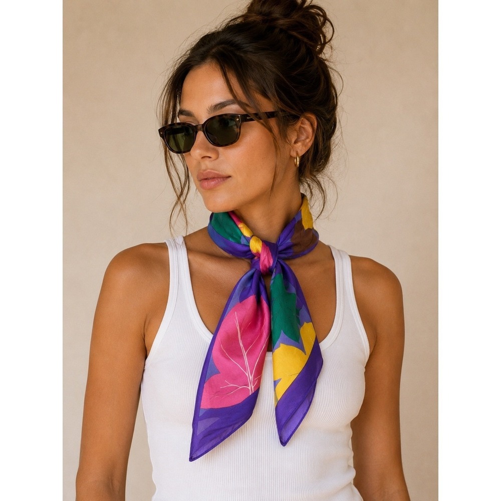 Metal Scarf Women OS Multicolor Vintage Silk Leaf Print‎ Square Neck Head Wrap